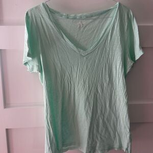 Old Navy vintage light blue teal v-neck tee size L